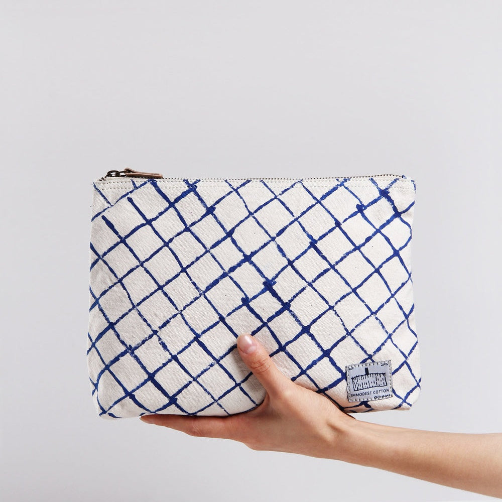 CANVAS ZIPPER POUCH - CASUAL to FANCY