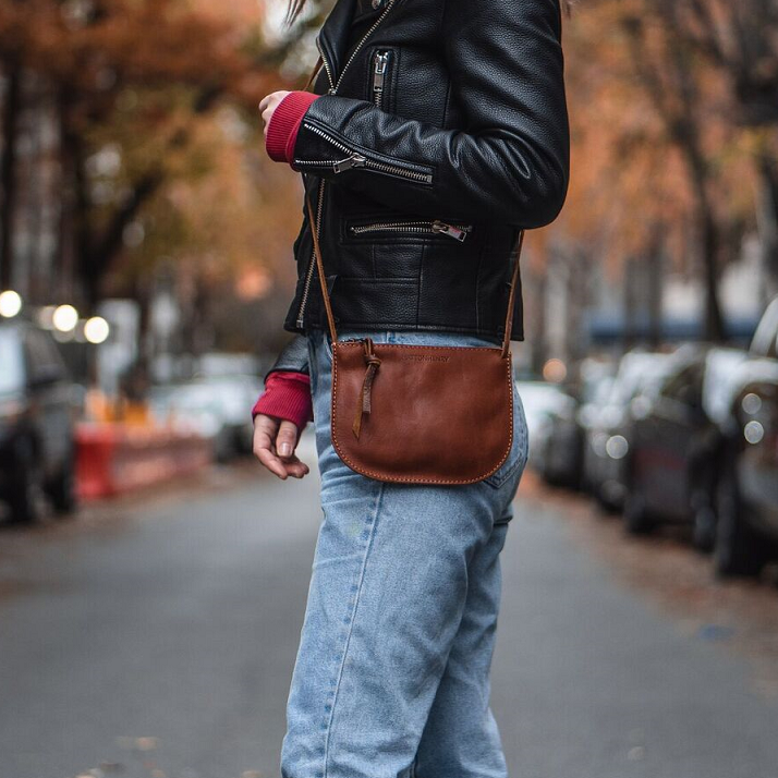 LUNA LEATHER CROSSBODY - CASUAL to FANCY