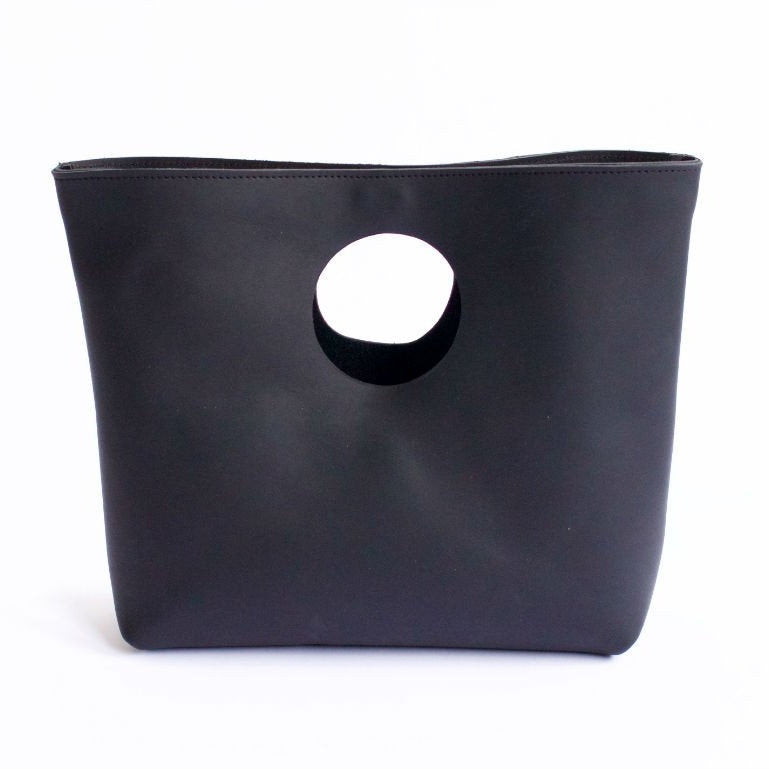 THE LEE LEATHER CIRCLE CLUTCH - CASUAL to FANCY